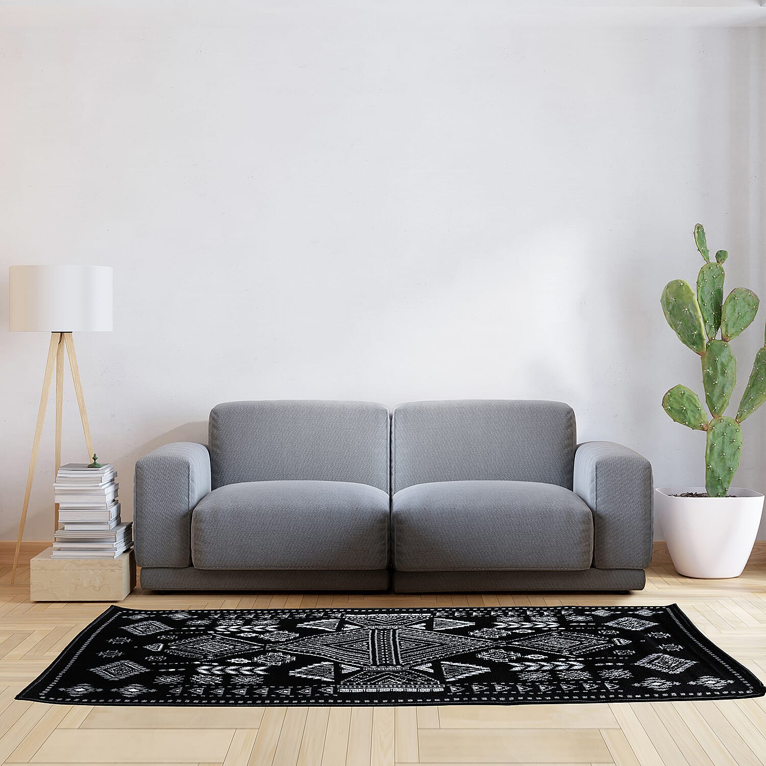 Black and White Polypropylene Mirzae Carpet (59"x39.35")
