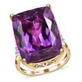 Luxoro 10K Yellow Gold Lab Grown Color Change Sapphire and Moissanite Ring (Size 10.0) 30.00 ctw - Sticky add to cart bar