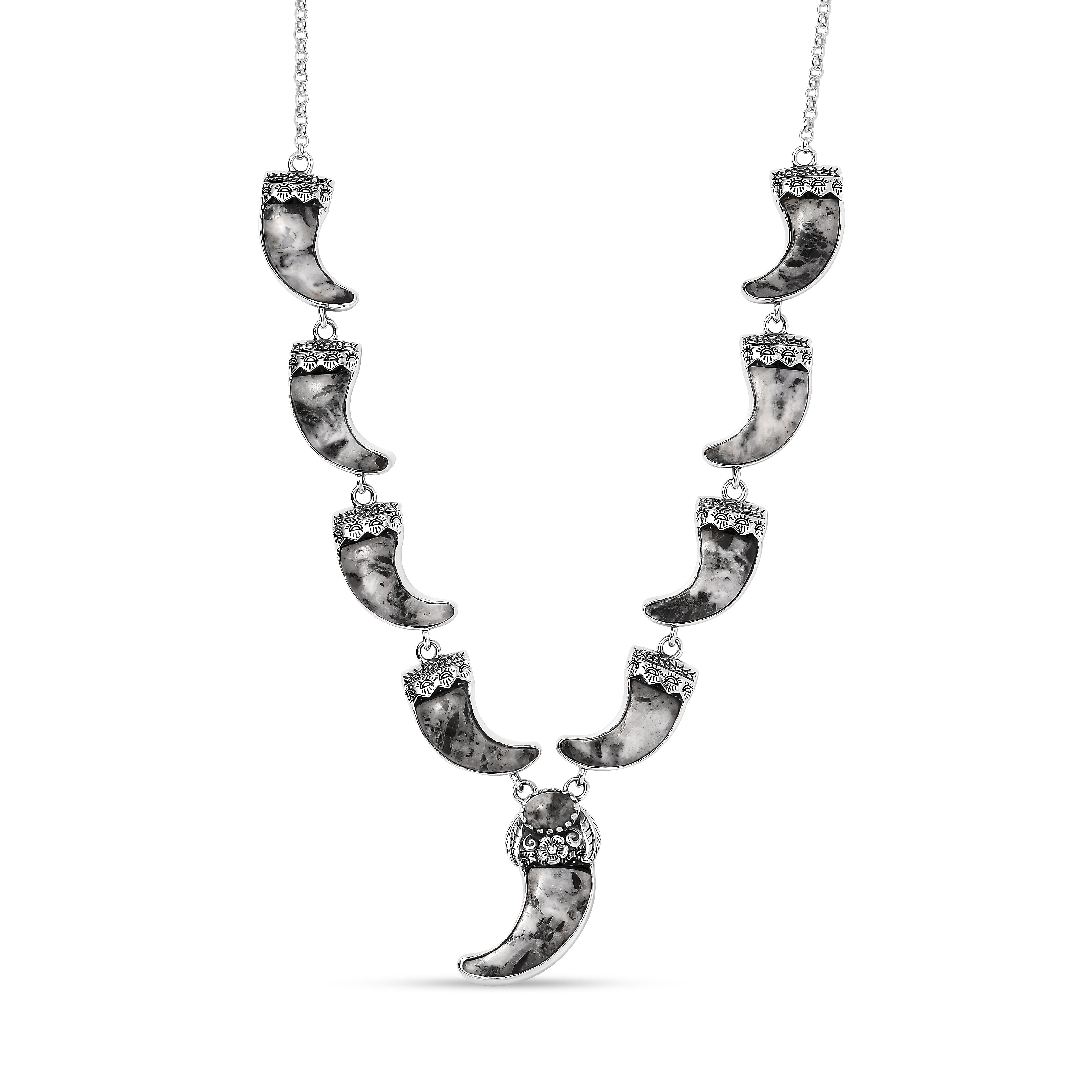 Artisan Crafted White Buffalo Bear Claw Necklace 18-20 Inches in Sterling Silver 64.40 ctw